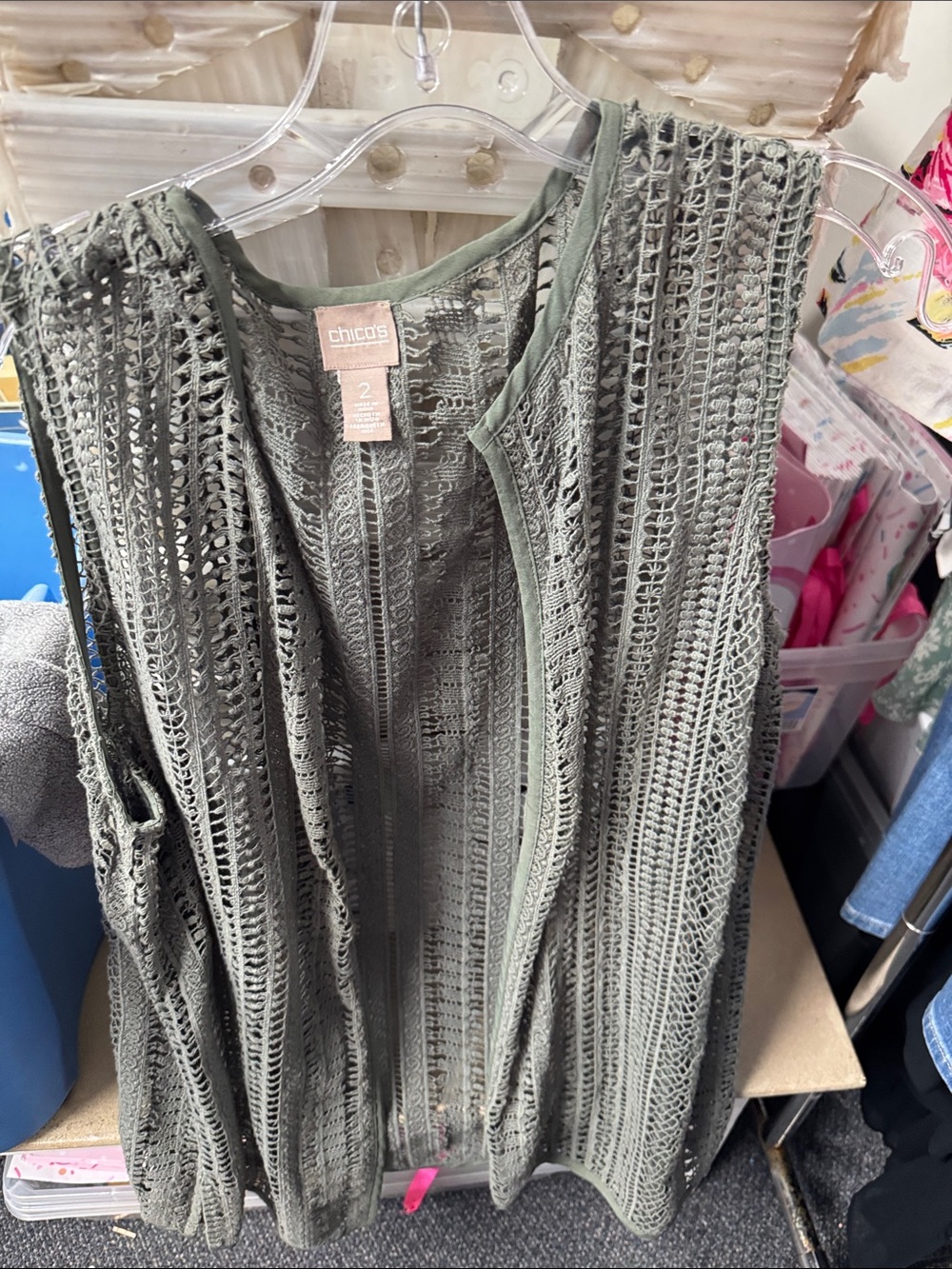 Chico’s lace vest size 2 // 080926